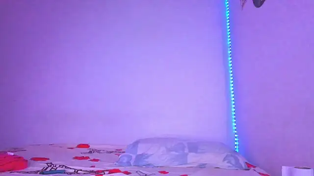 kimbaileys online show from January 10, 2025, 4:01 am