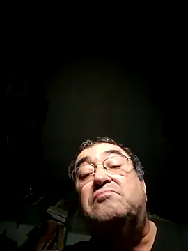 StiveMartin online show from December 14, 2025, 2:51 am