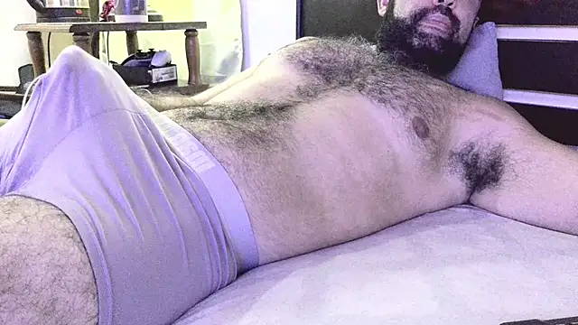 Snapshot of machoathome chatting on March 5, 2025, 10:54 pm machoathome online show from March 5, 2025, 10:54 pm