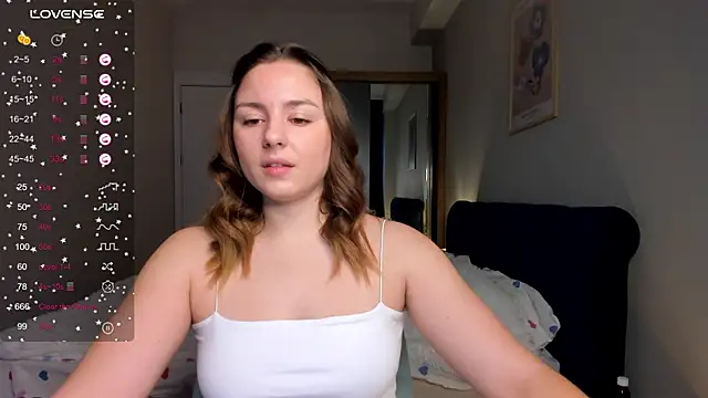 Snapshot of ThreeshaWhite chatting on February 27, 2025, 5:18 am ThreeshaWhite online show from February 27, 2025, 5:18 am