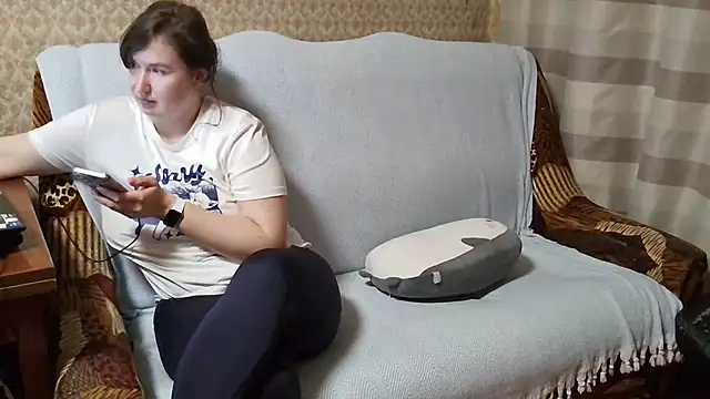 Snapshot of franceska_blue chatting on November 26, 2025, 9:15 pm franceska blue online show from November 26, 2025, 9:15 pm