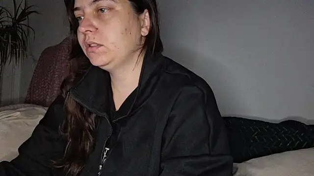 Cyndee Winter online show from October 16, 2025, 6:05 pm