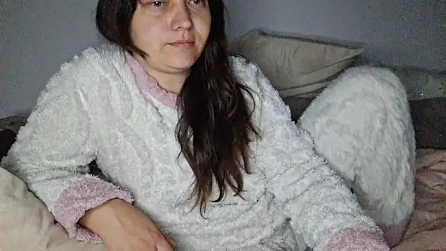 Cyndee Winter online show from September 28, 2025, 7:54 pm