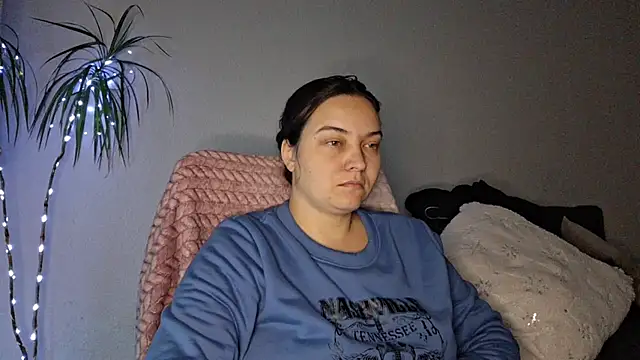 Cyndee Winter online show from December 15, 2025, 8:14 pm