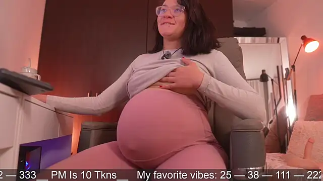 Anah s online show from April 16, 2026, 2:01 am