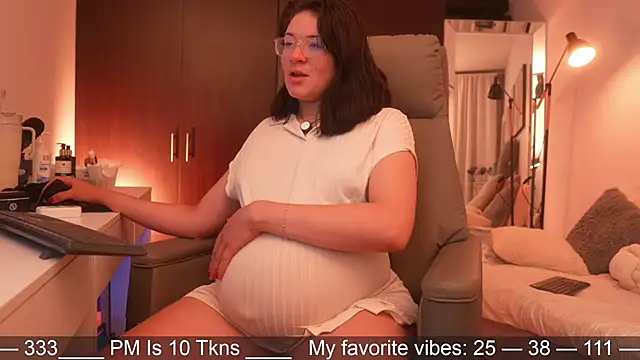 Anah s online show from April 21, 2026, 12:45 am