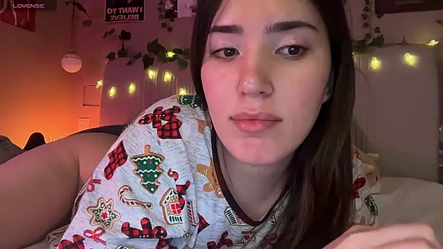 Snapshot of Anisawithlove chatting on January 11, 2026, 4:47 pm Anisawithlove online show from January 11, 2026, 4:47 pm