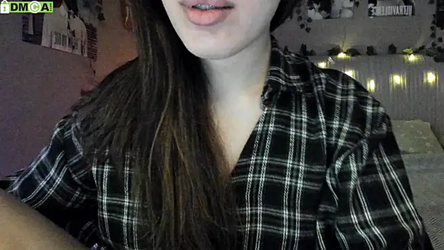 Snapshot of Anisawithlove chatting on November 10, 2025, 3:22 am Anisawithlove online show from November 10, 2025, 3:22 am