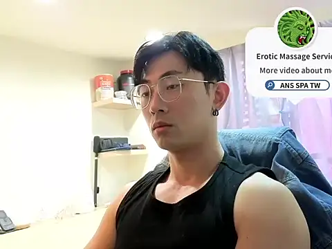 snakeheados online show from February 12, 2026, 7:52 am