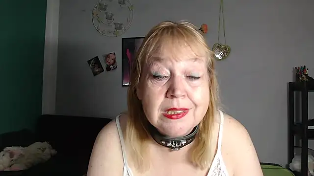 Blasflittchen online show from May 14, 2026, 10:34 am