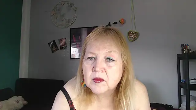 Blasflittchen online show from March 26, 2026, 12:25 pm