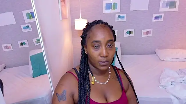 kiara evanss online show from October 10, 2025, 2:23 am