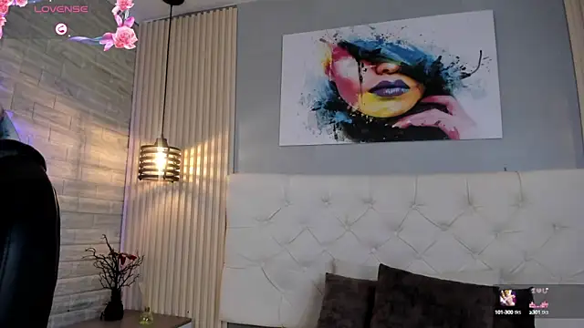 emma  smith1 online show from September 17, 2025, 11:01 am