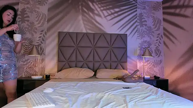 Snapshot of LIAH_IZUMI chatting on February 21, 2026, 1:24 pm LIAH IZUMI online show from February 21, 2026, 1:24 pm