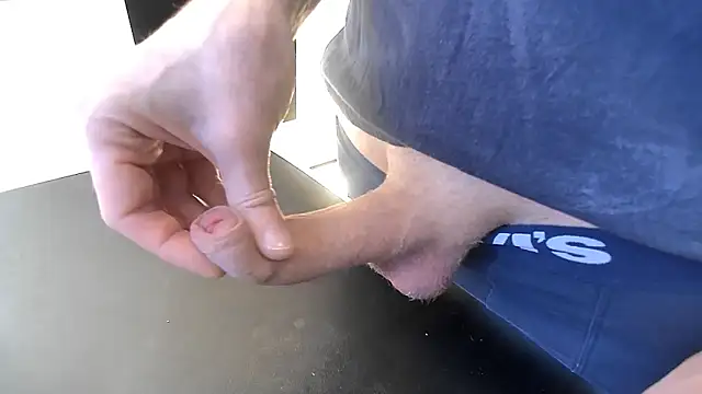 sperma tributes online show from April 1, 2026, 1:01 pm