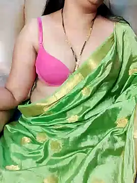 Snapshot of Traditional_Housewife_ chatting on January 19, 2025, 3:53 pm Traditional Housewife  online show from January 19, 2025, 3:53 pm
