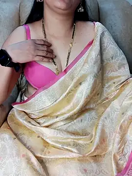Snapshot of Traditional_Housewife_ chatting on March 16, 2025, 3:50 pm Traditional Housewife  online show from March 16, 2025, 3:50 pm