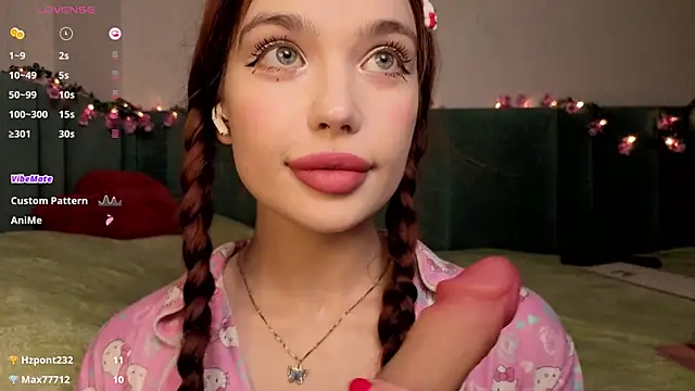 Snapshot of PrettyLilie chatting on November 25, 2025, 12:16 pm PrettyLilie online show from November 25, 2025, 12:16 pm