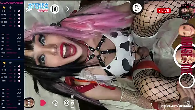 Snapshot of AteneaDolly chatting on March 4, 2026, 3:25 am AteneaDolly online show from March 4, 2026, 3:25 am