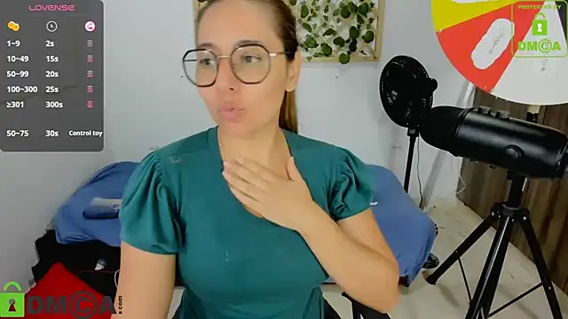 isa loves cum online show from October 23, 2025, 10:52 pm