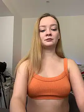 Snapshot of Radiants_two chatting on December 16, 2024, 11:50 pm Radiants two online show from December 16, 2024, 11:50 pm
