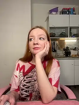 Snapshot of Radiants_two chatting on May 24, 2026, 3:01 pm Radiants two online show from May 24, 2026, 3:01 pm