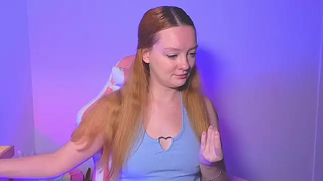 Snapshot of Radiants_two chatting on October 16, 2025, 4:26 pm Radiants two online show from October 16, 2025, 4:26 pm