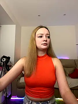 Snapshot of Radiants_two chatting on December 2, 2024, 3:43 am Radiants two online show from December 2, 2024, 3:43 am