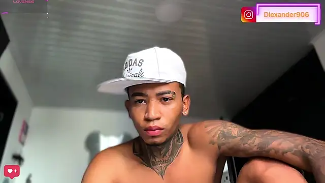 Snapshot of sexy_blacks_ chatting on July 29, 2026, 2:38 pm sexy blacks online show from July 29, 2026, 2:38 pm