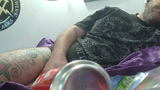 Snapshot of duggiefresh chatting on March 22, 2025, 9:31 pm duggiefresh online show from March 22, 2025, 9:31 pm