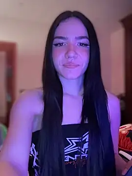 ShannonShanny online show from February 1, 2025, 8:05 pm