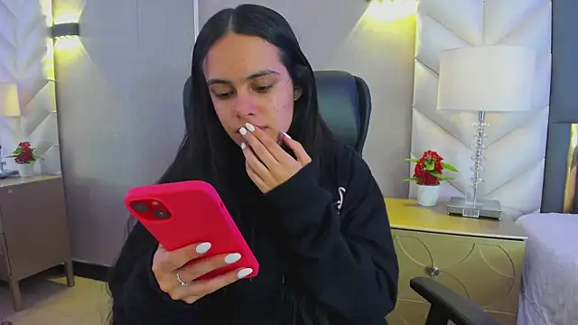 ChloeHarper  online show from February 20, 2026, 11:45 am