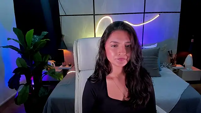 Snapshot of Gia_Mazzon chatting on September 15, 2025, 3:56 pm Gia Mazzon online show from September 15, 2025, 3:56 pm