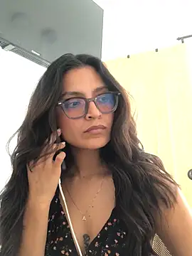 Snapshot of Gia_Mazzon chatting on June 11, 2026, 8:39 pm Gia Mazzon online show from June 11, 2026, 8:39 pm