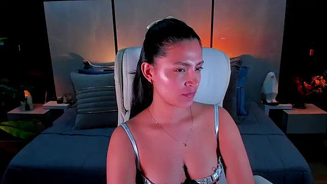 Snapshot of Gia_Mazzon chatting on March 21, 2025, 9:01 pm Gia Mazzon online show from March 21, 2025, 9:01 pm