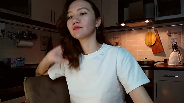 Kelly Yon online show from March 14, 2025, 10:16 pm