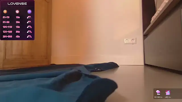 sorairosky online show from December 3, 2025, 12:37 pm