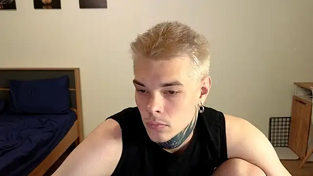 DENIS HERE online show from September 9, 2025, 4:38 pm