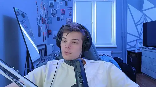 DENIS HERE online show from March 11, 2025, 9:56 am