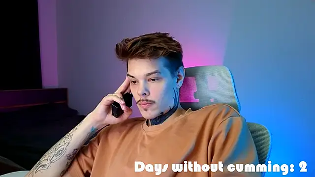 DENIS HERE online show from March 19, 2026, 4:07 pm