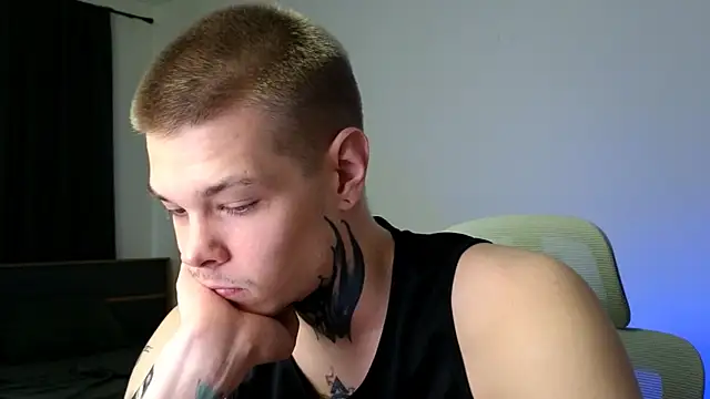 DENIS HERE online show from May 25, 2026, 4:38 pm
