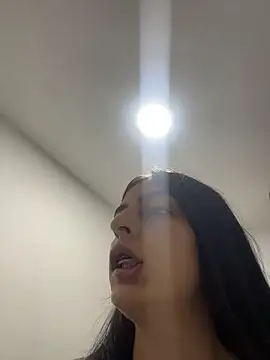 cristel 17 online show from October 17, 2025, 3:10 am