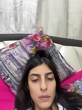 cristel 17 online show from February 17, 2025, 7:12 pm