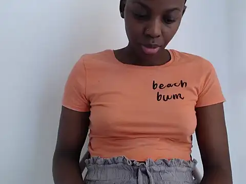 Snapshot of black___ghodess chatting on September 29, 2025, 8:43 am black ghodess online show from September 29, 2025, 8:43 am