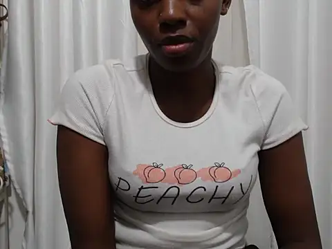 Snapshot of black___ghodess chatting on October 31, 2025, 7:10 pm black ghodess online show from October 31, 2025, 7:10 pm