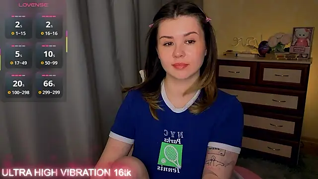 Snapshot of cutie_mili chatting on March 30, 2026, 10:39 am cutie mili online show from March 30, 2026, 10:39 am