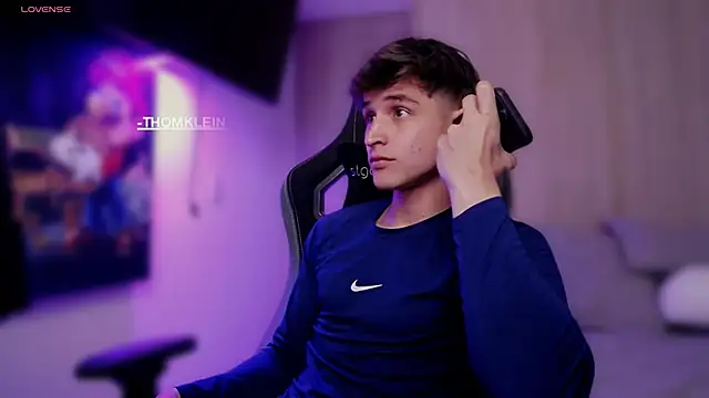 thomklein online show from September 17, 2025, 7:27 pm