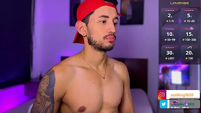 AxelKing1326 online show from February 10, 2026, 9:36 pm