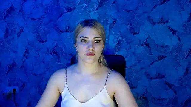 Snapshot of nika_gold1 chatting on March 13, 2025, 7:50 pm nika gold1 online show from March 13, 2025, 7:50 pm