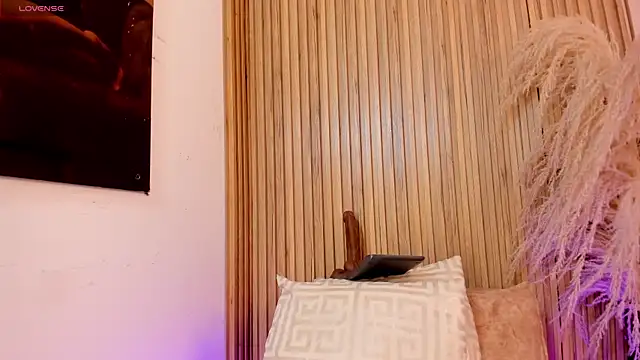 Snapshot of sofhiaa_adaams chatting on February 10, 2026, 10:42 pm sofhiaa adaams online show from February 10, 2026, 10:42 pm